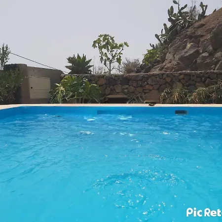 Dom wakacyjny Con Piscina En Arafo