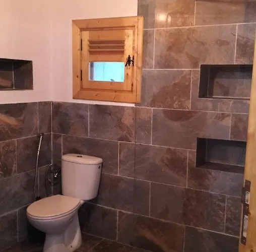 Con Piscina En Arafo بيت للعطل سانتا كروز دي تينيريف